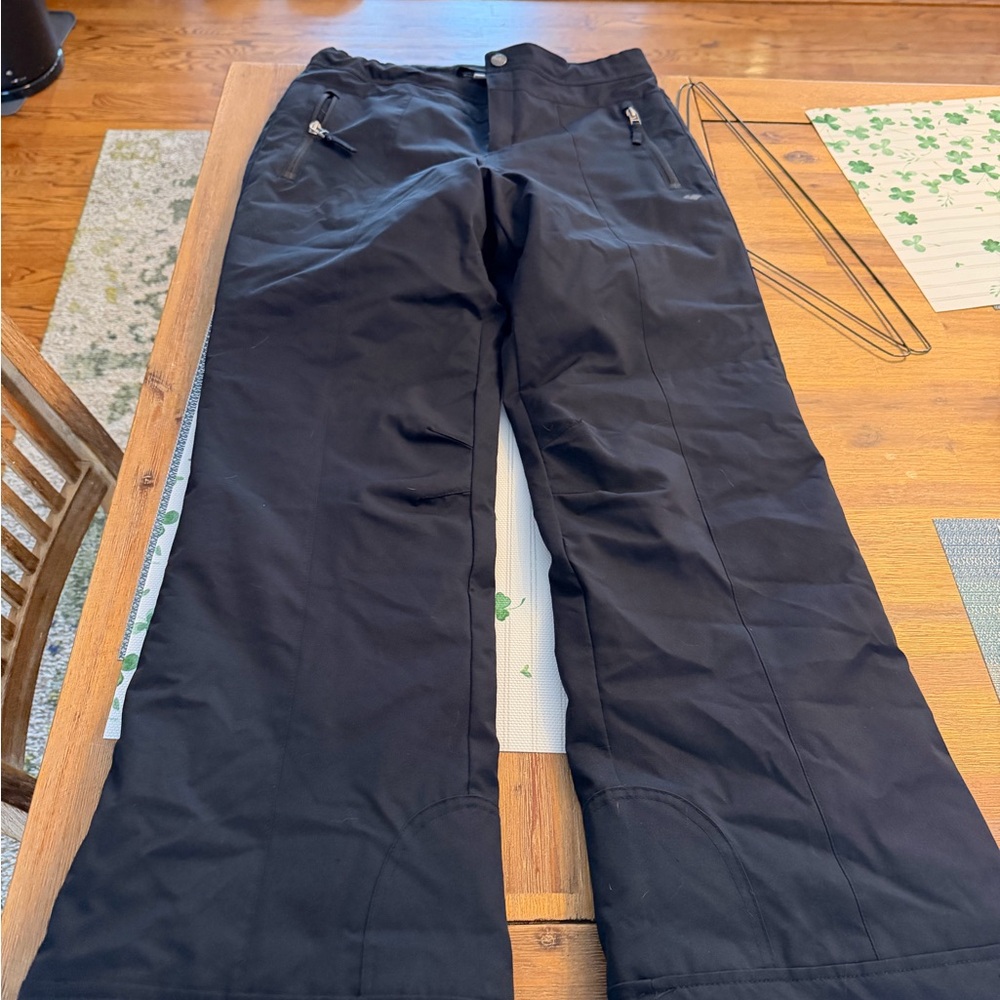 Obermeyer Black Insulated snow/ski pants